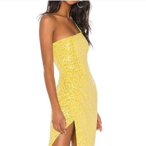 REVOLVE H:OURS Crescent Yellow Dress 💛✨